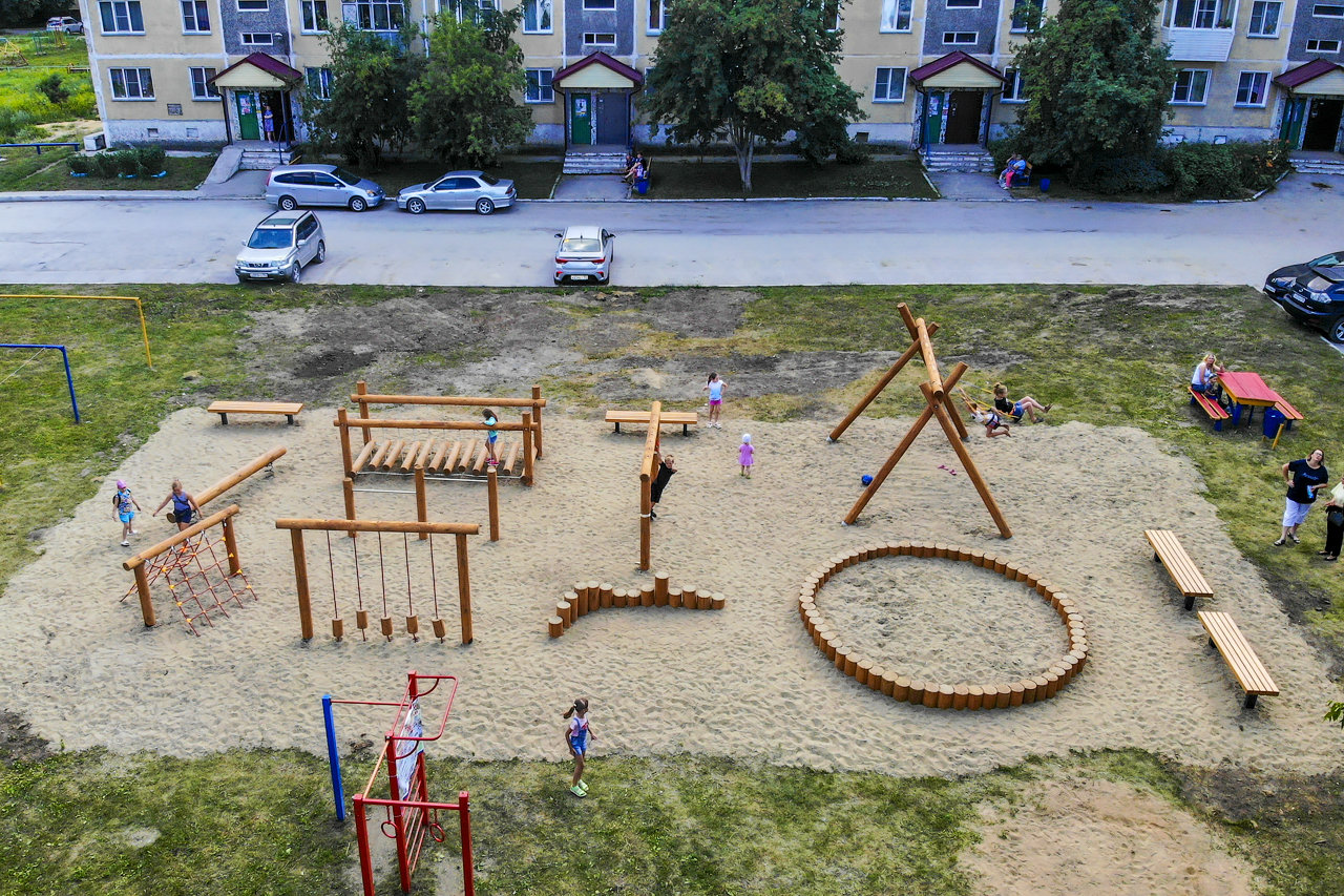 Детская деревянная игровая площадка в г. Искитим