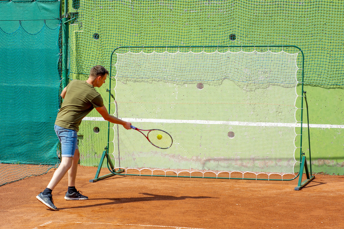 Тренировочная стенка-сетка для большого тенниса